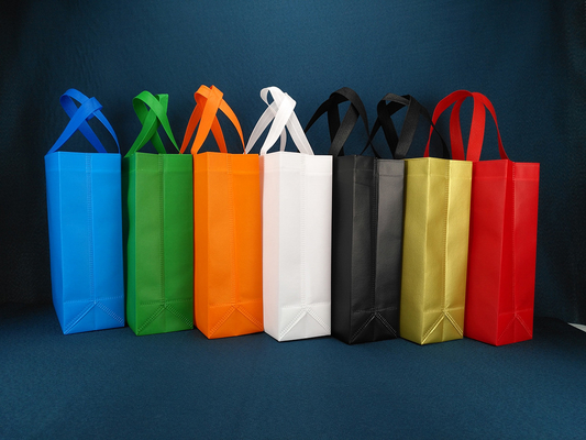 Custom recycled printed non woven shopping bag price biodegradable tote grocery bag with diecut handle non woven pp bags